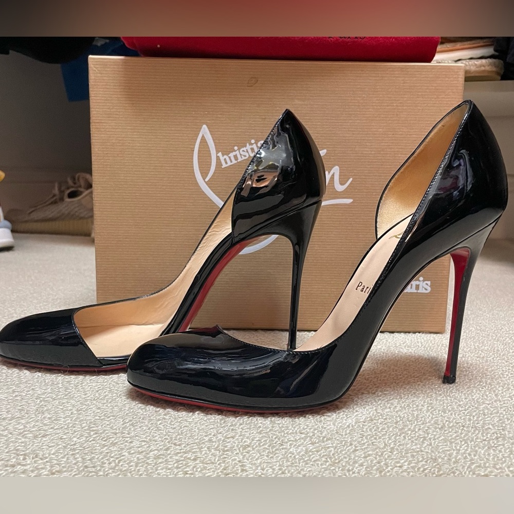 Christian Louboutin black patent leather Helmour Asymmetric D’orsay heels - Picture 4 of 13